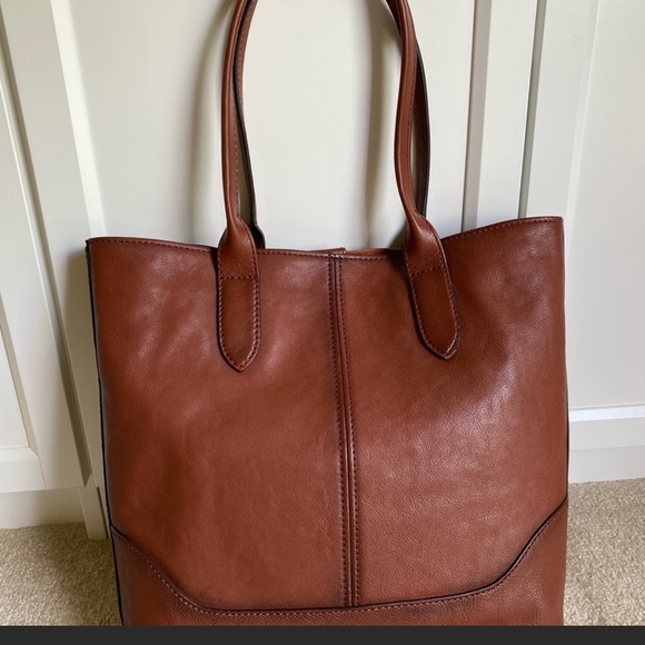 🔥 NWOT FRYE LEATHER RING TOTE🔥 - Picture 4 of 6
